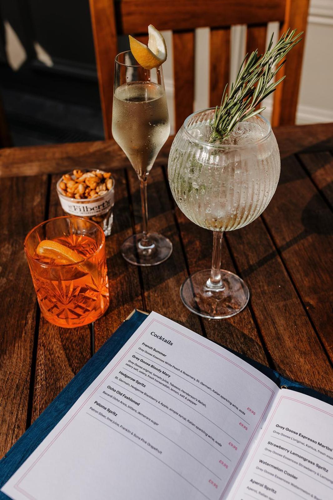 The Ashford Arms 호텔 외부 사진
