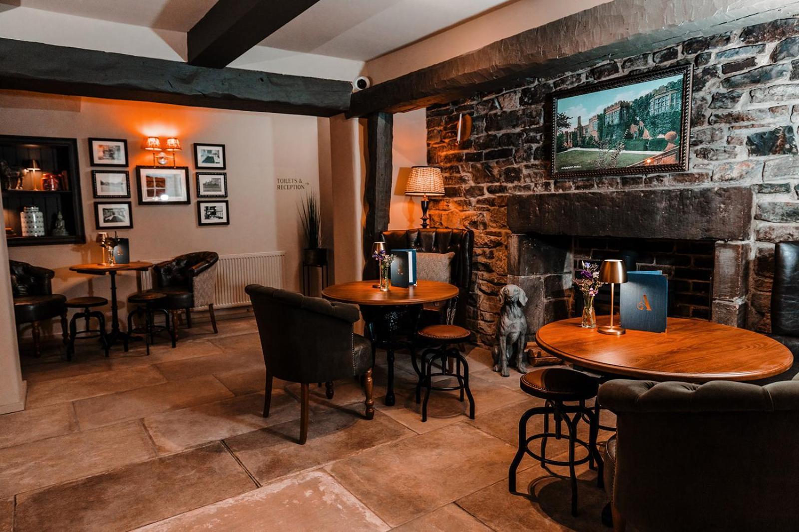 The Ashford Arms 호텔 외부 사진