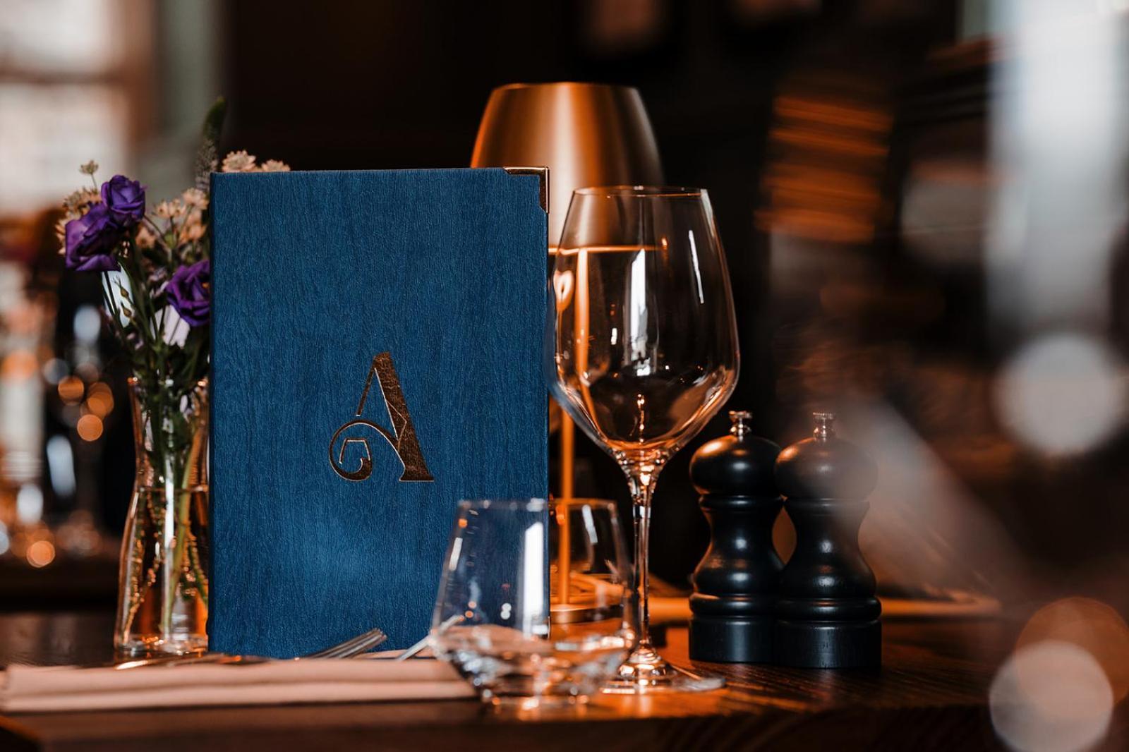 The Ashford Arms 호텔 외부 사진