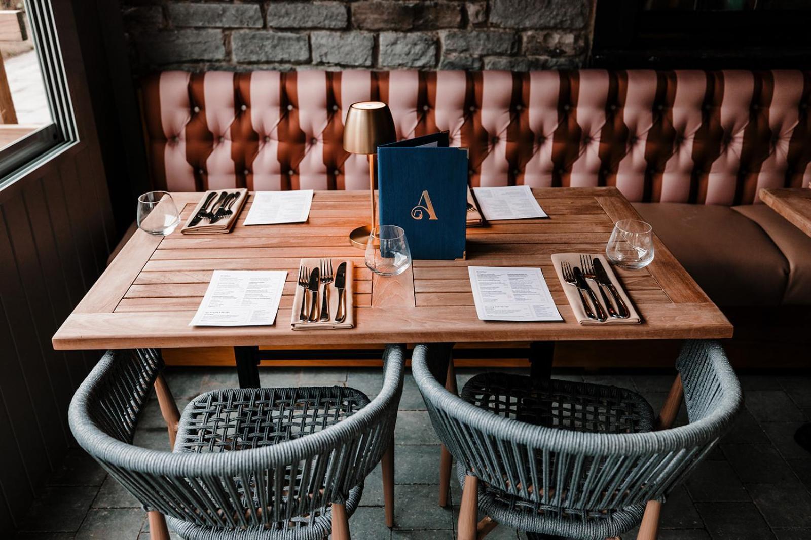 The Ashford Arms 호텔 외부 사진